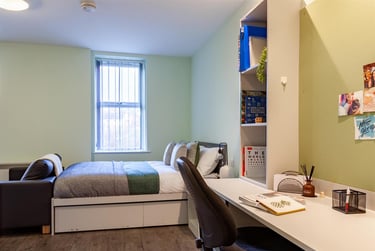 1 bed flat, 17-23 High Street, City Centre, Bangor, LL571NP - Image 8